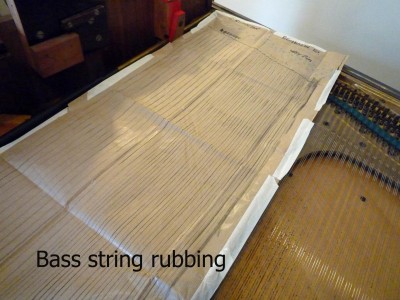 bass string rubbing